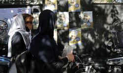 İran'da Cumhurbaşkanlığı seçimi propaganda dönemi sönük geçiyor
