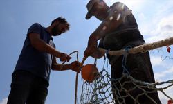Hataylı balıkçılar, denize açılmak için gün sayıyor